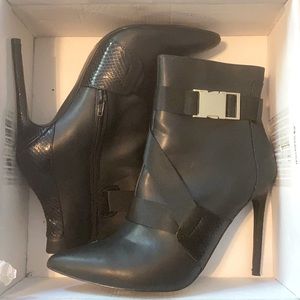 Steve Madden buckle booties size 10